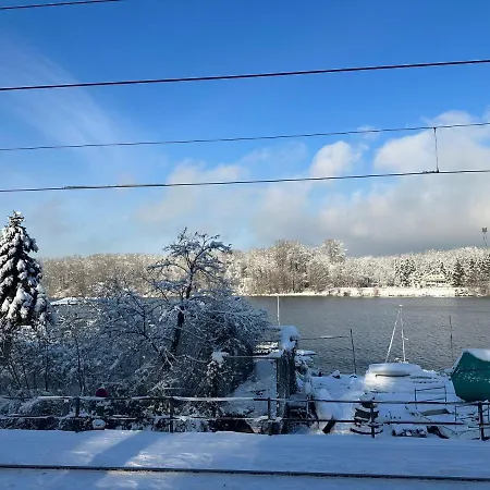 Brauner Baer בית אירוח