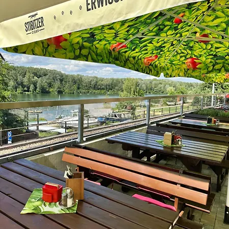 Brauner Baer בית אירוח